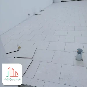 معلم بلاط بالرياض