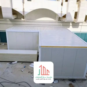 سماكة الساندوتش بانل المستخدمة للعزل