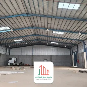 هناجر ساندوتش بانل مع سقف معزول للمستودعات